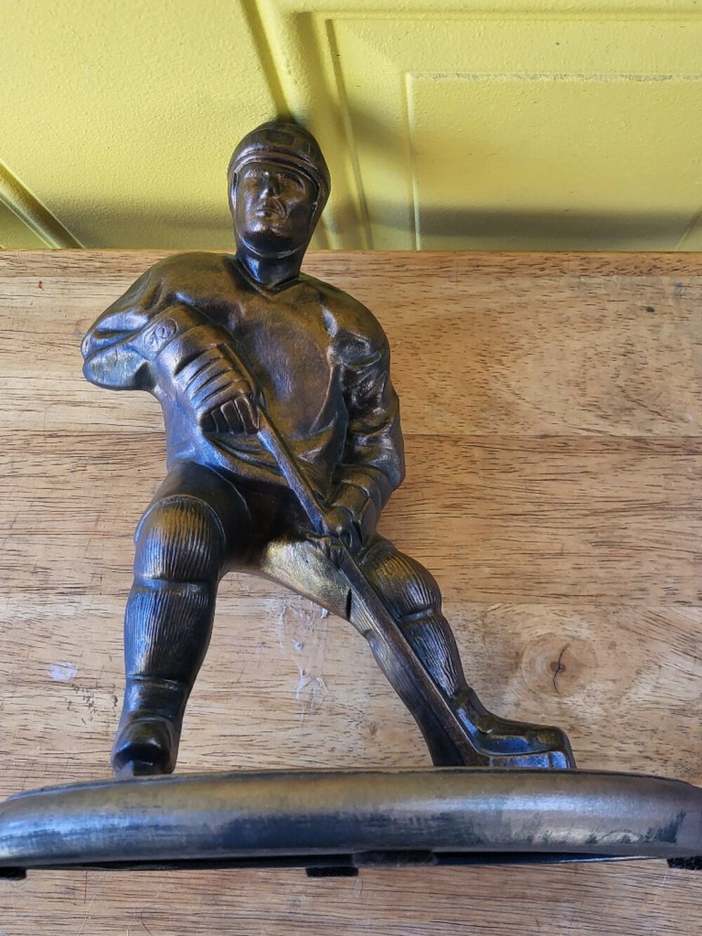 Ceramic Hockey Player Sculpture Signed "JOHN" 11" TALL BRONZE/COPPER EFFECT GUC